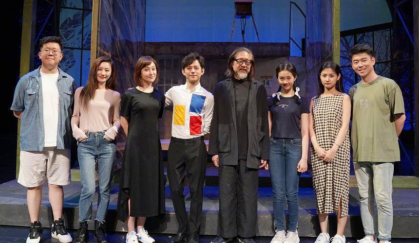 校方否定开除黄磊女儿 校方否定开除黄磊女儿