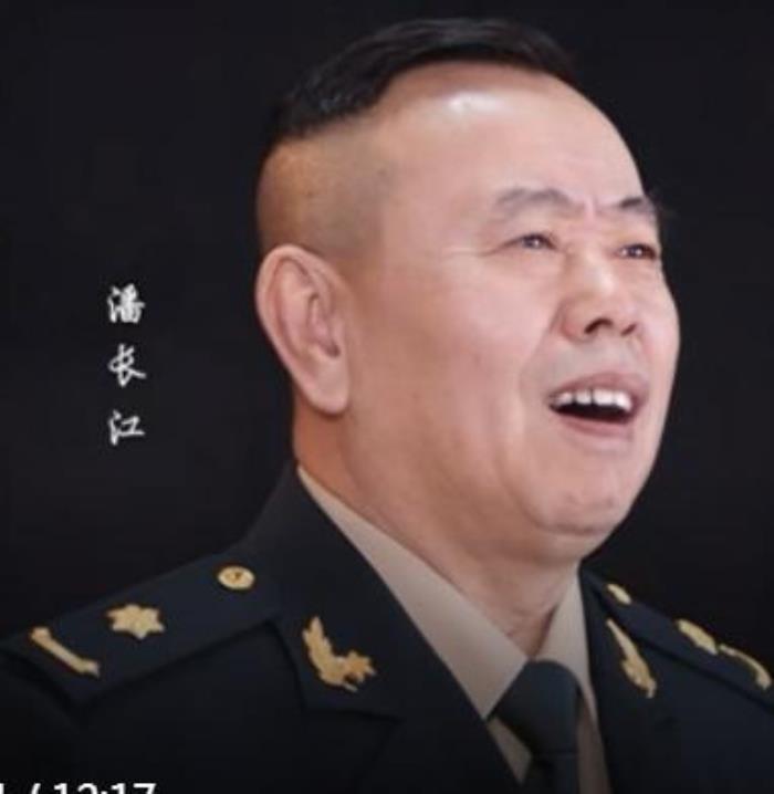 二炮文工团团长 二炮文工团团长