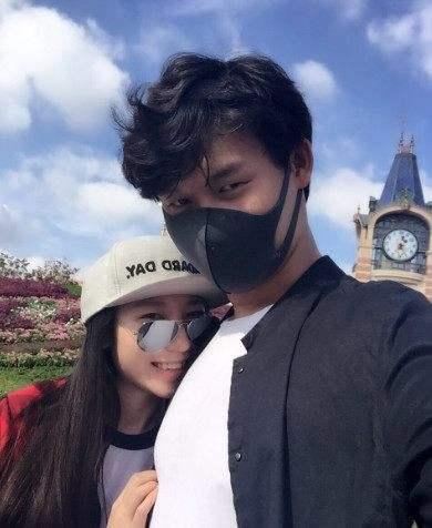 小沈龙妻子团体简历