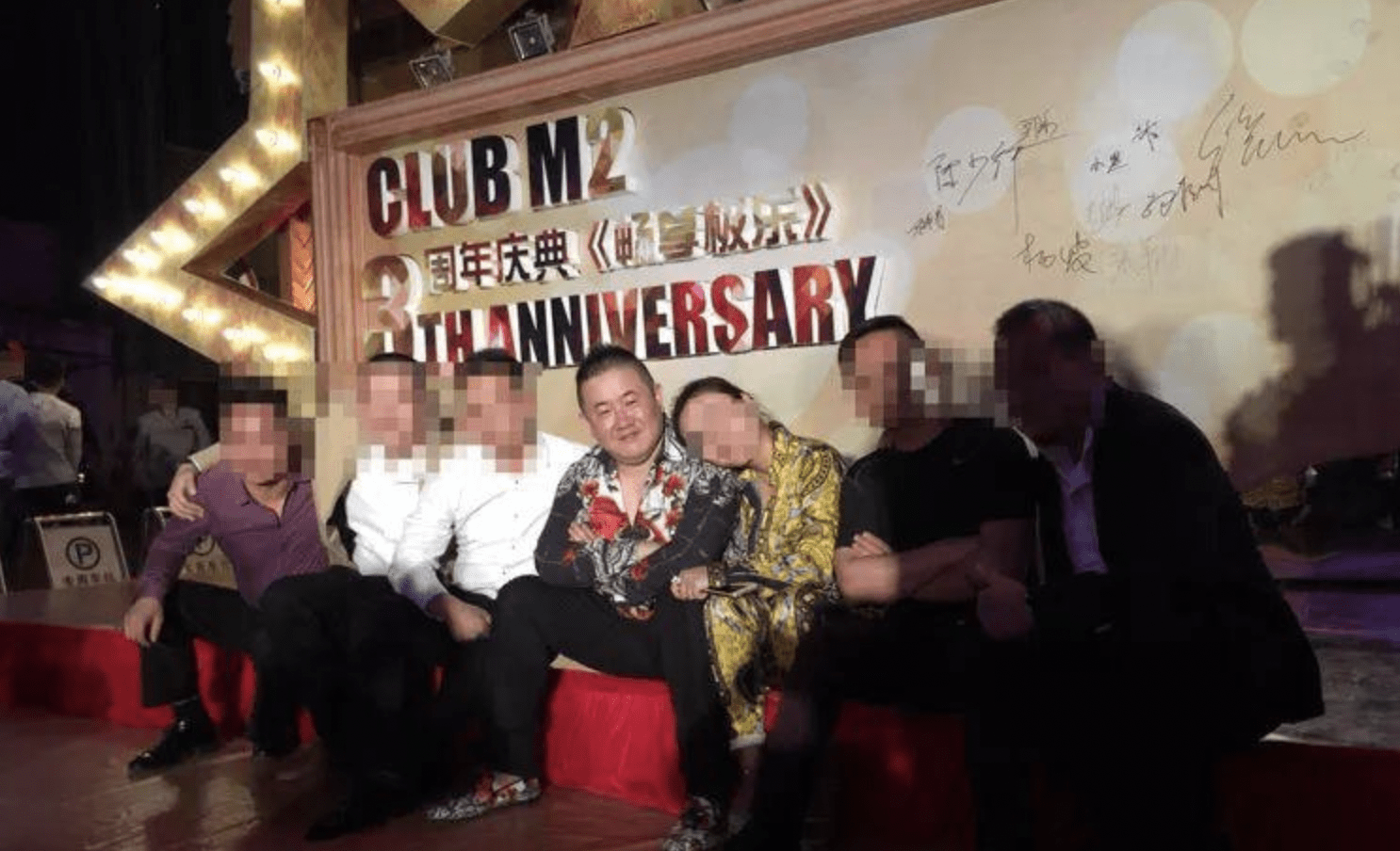 孙小果和谁长得一样像