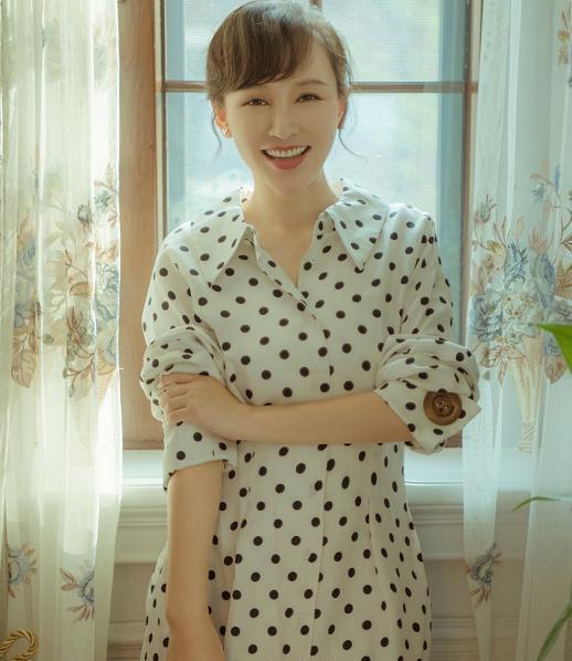 岳丽娜团体材料