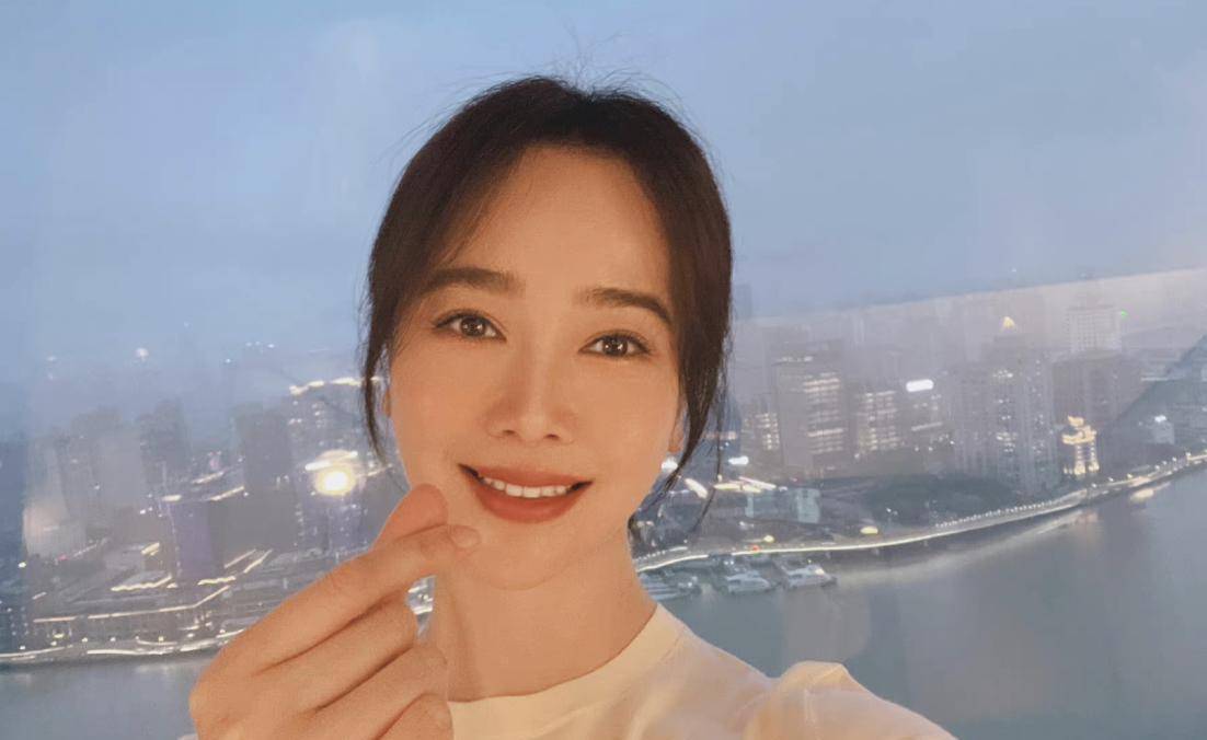 左小青郭家铭恋情曝光