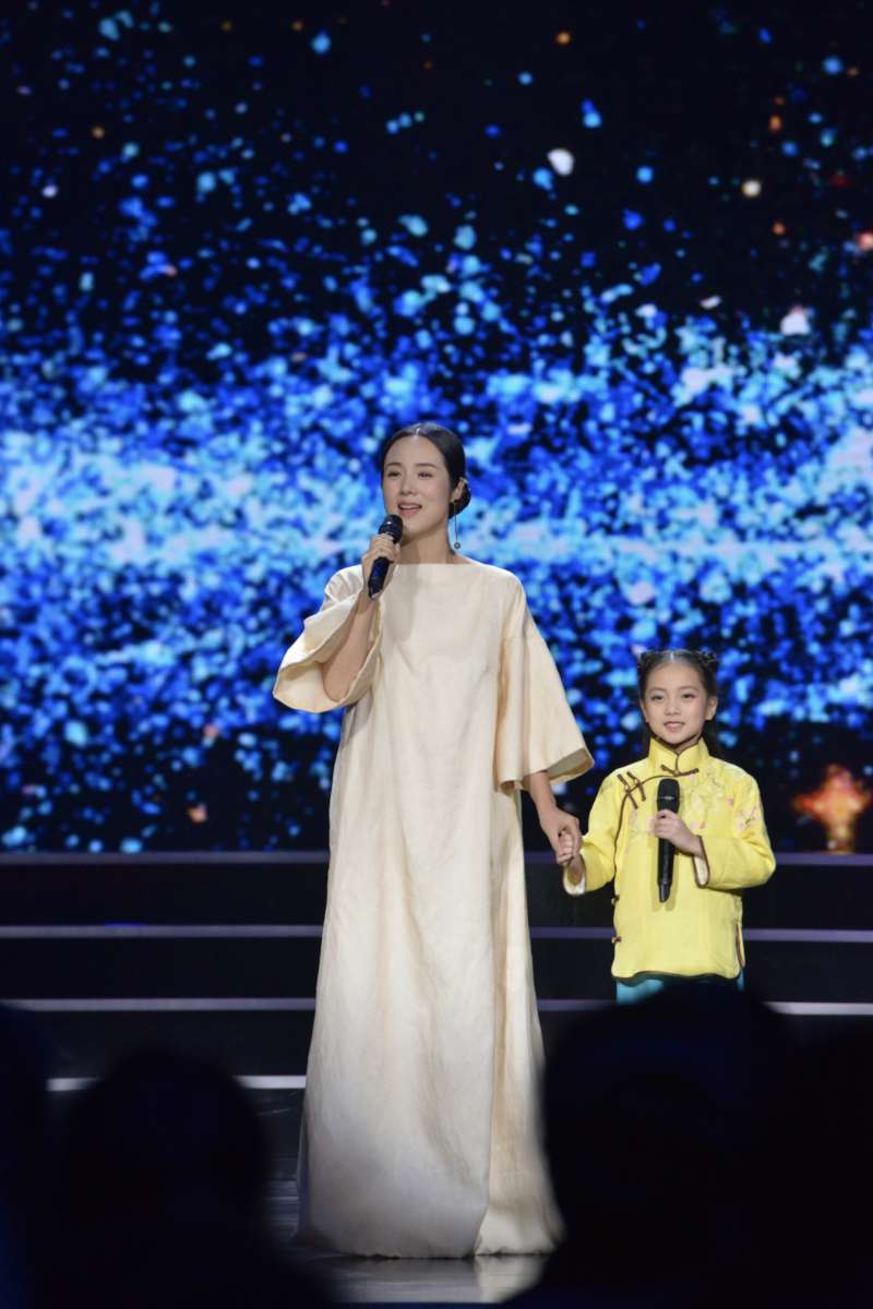 哈辉子衿 哈辉子衿