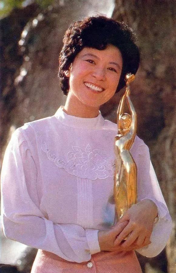 王馥荔团体材料简介