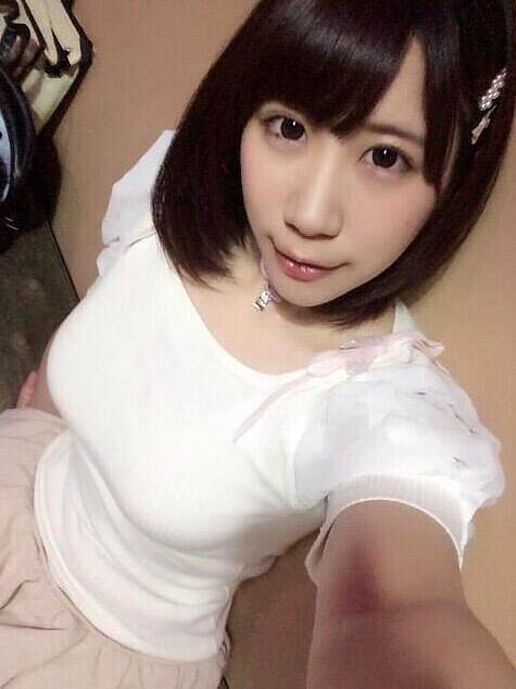包括日本声优陷不伦恋的词条