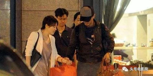 段奕宏妻子晒恩爱 段奕宏妻子晒恩爱