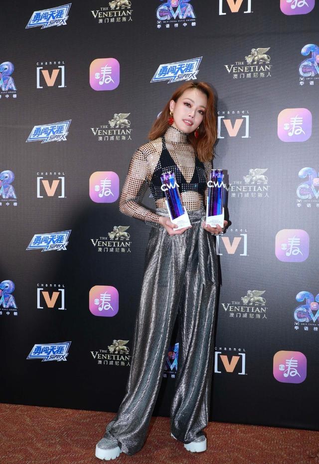 容祖儿黑社会