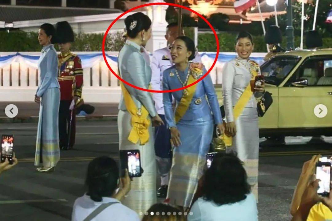 诗妮娜被封皇后 诗妮娜被封皇后