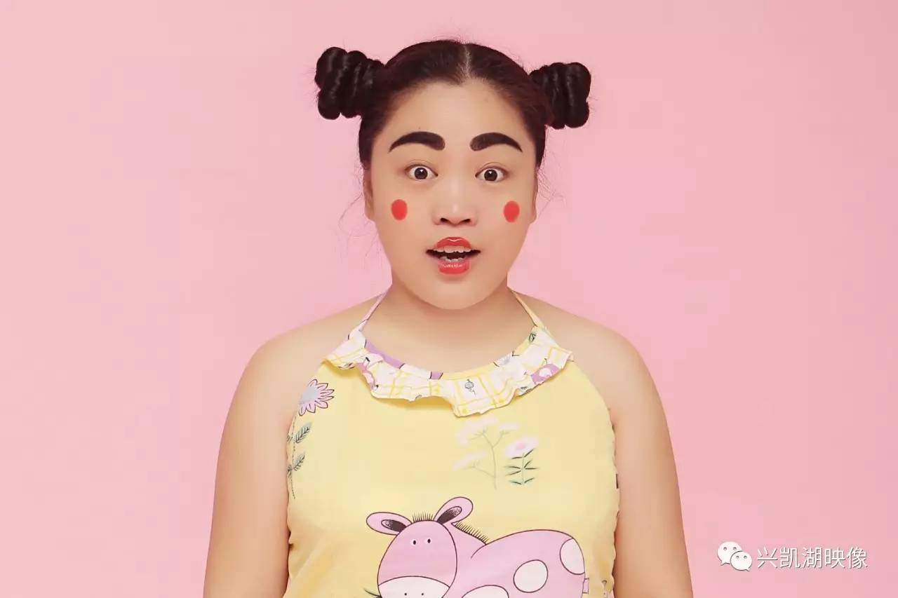 小黄飞照片