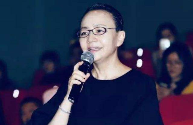 英达妻子梁欢 英达妻子梁欢