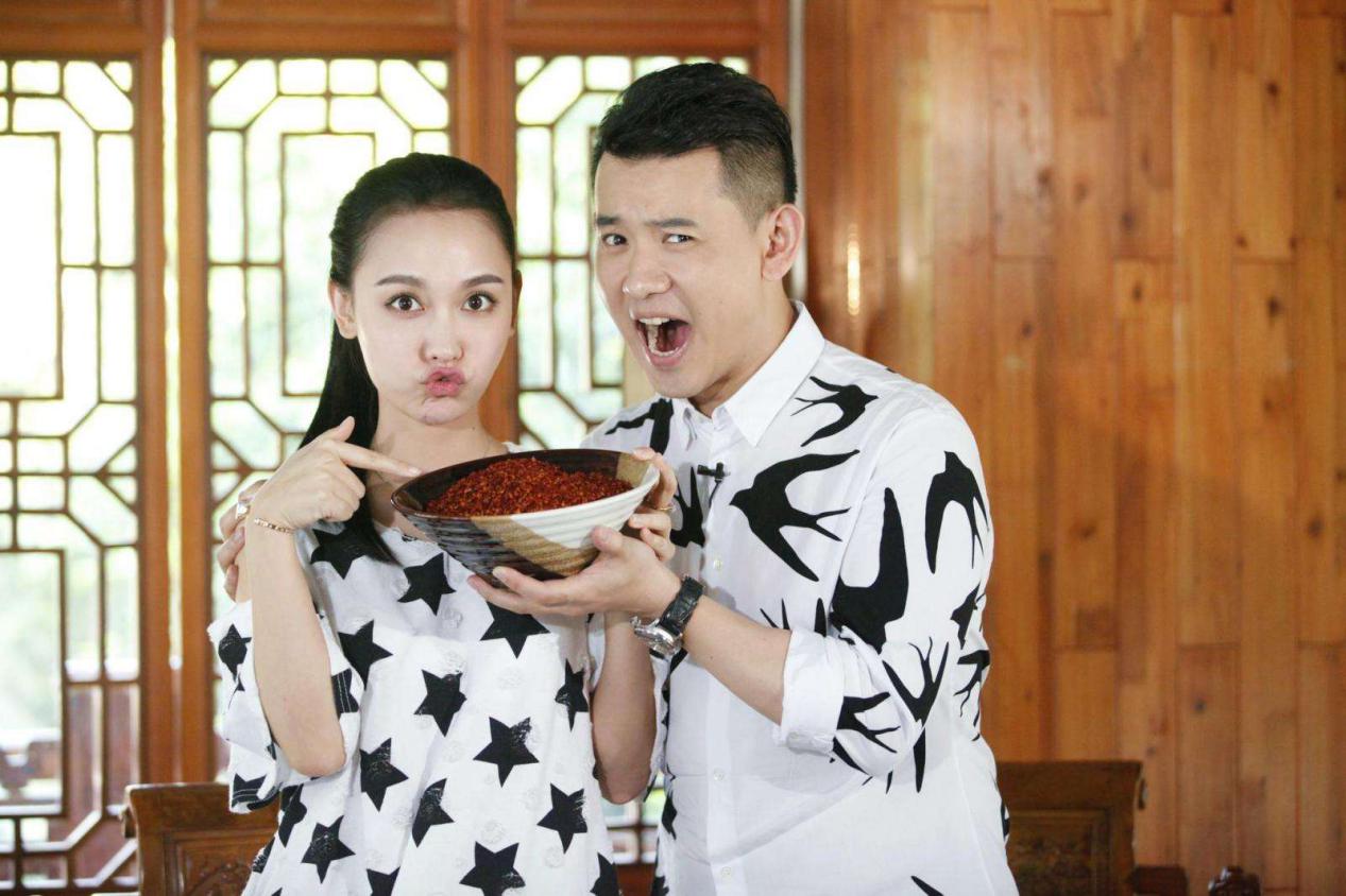 李响女友