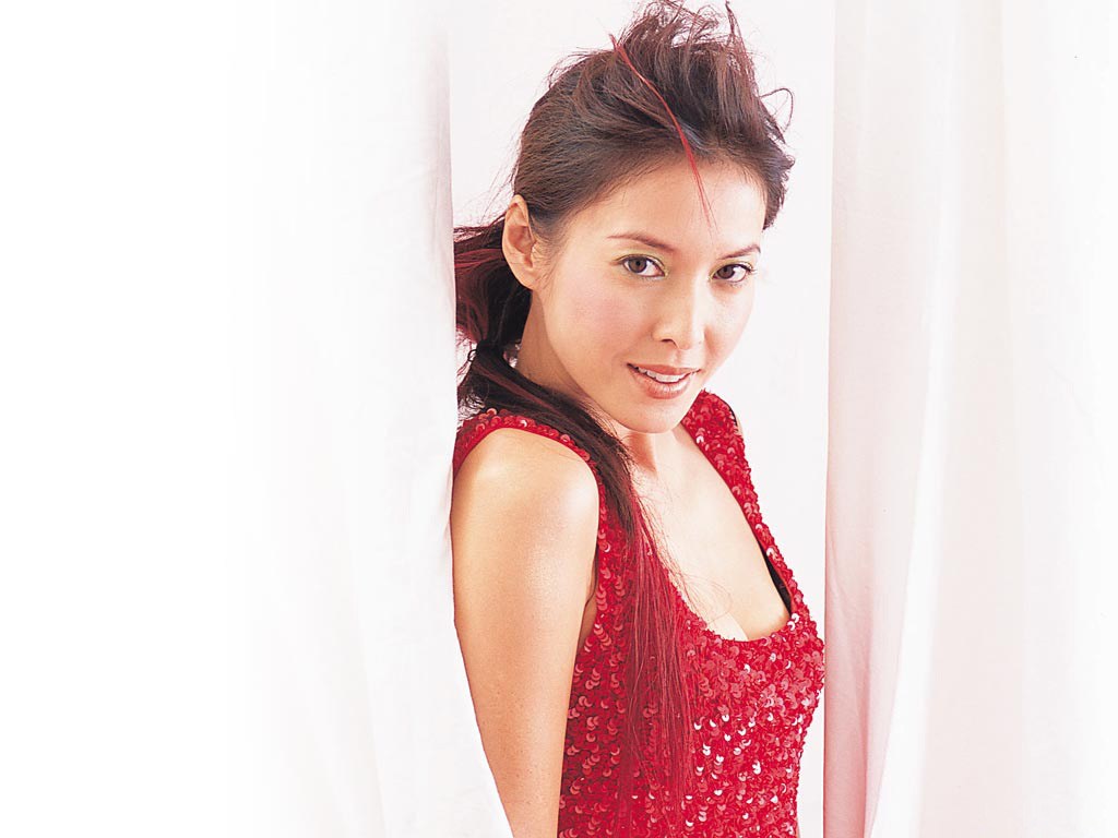 李婉华老公
