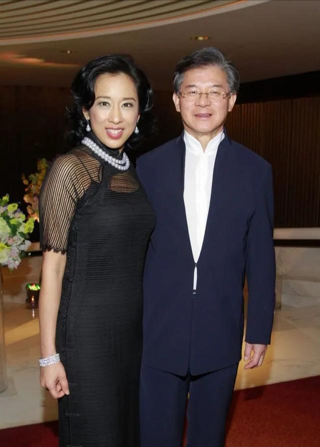 罗康瑞婚史