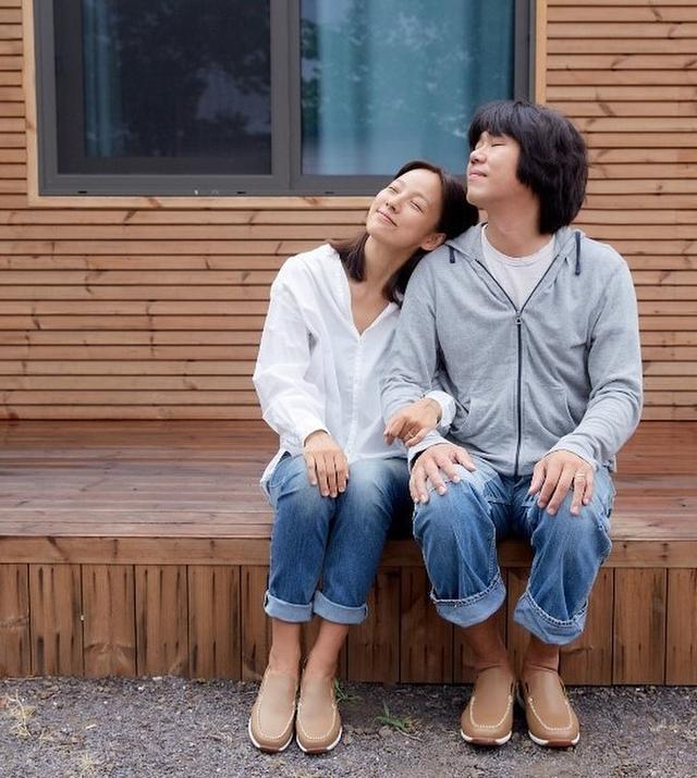 李孝利成婚 李孝利成婚