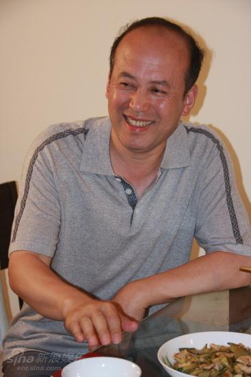 郭达的团体材料简介