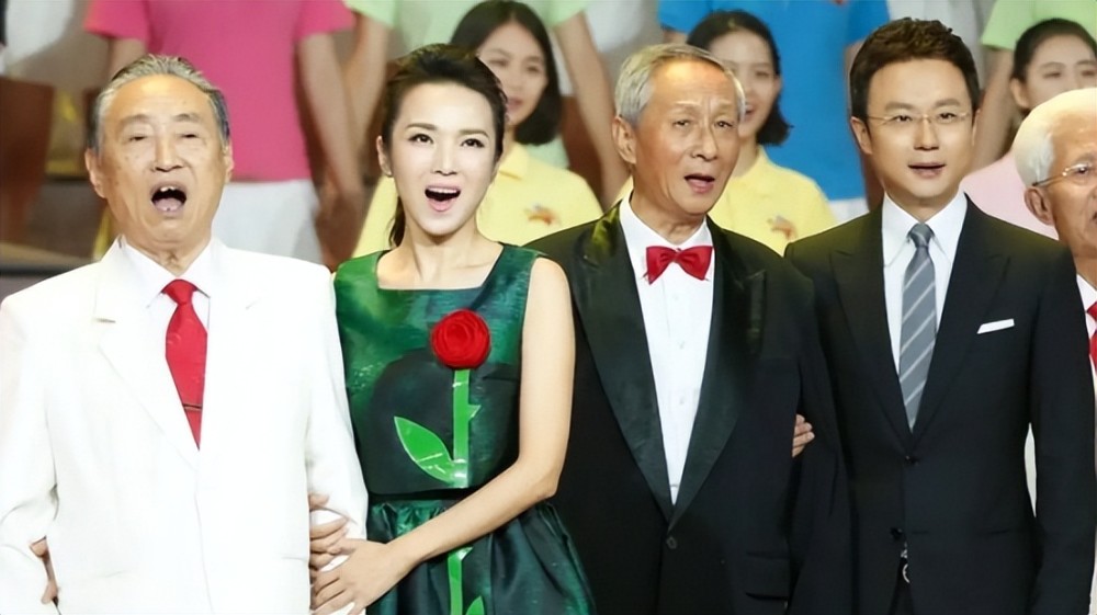管彤成婚了吗
