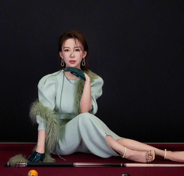 包括潘晓婷丝袜的词条
