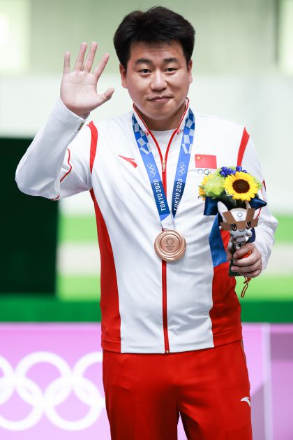 庞伟团体材料