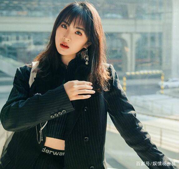 姚安娜:姐姐是典范