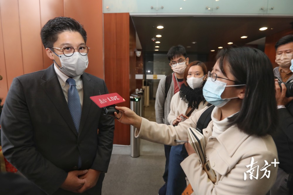 霍启刚被选香港立法集会员 霍启刚被选香港立法集会员