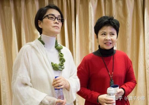 歌手董文华逝世