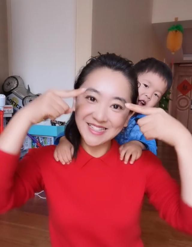 小鹿姐姐团体材料 小鹿姐姐团体材料