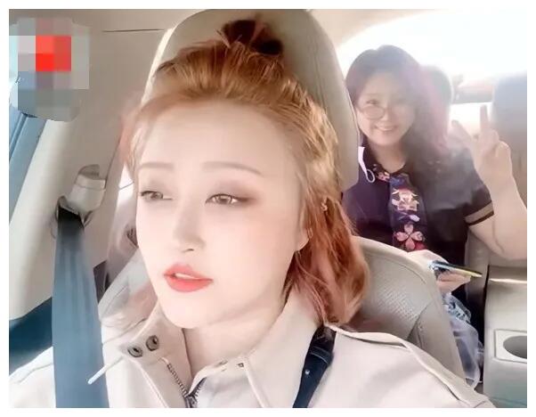 孙侨潞很有钱吗