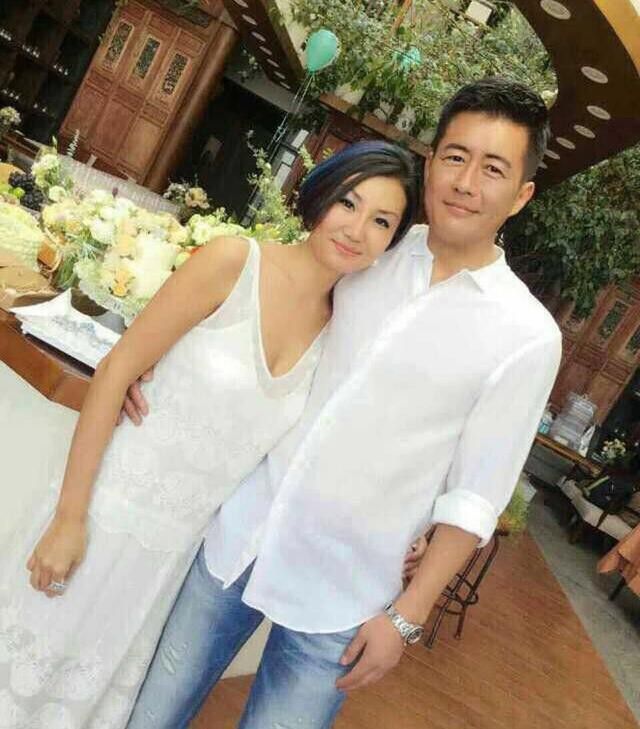 高曙光现任妻子