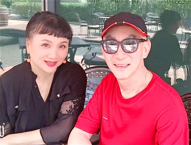 六小龄童发文庆成婚33周年