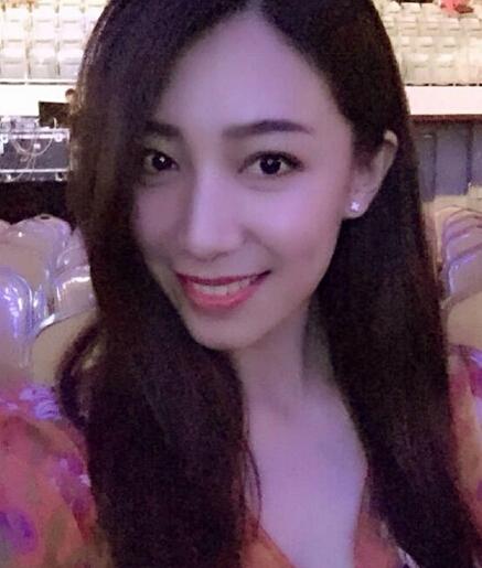 马可王丹妮中式婚纱照