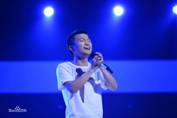 李维周深