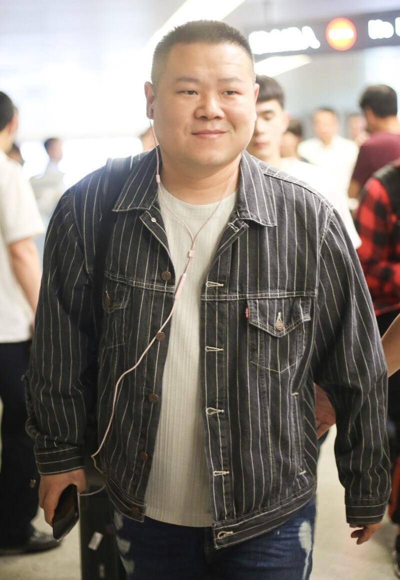 岳云鹏妻子带女儿参与雅集 岳云鹏妻子带女儿参与雅集