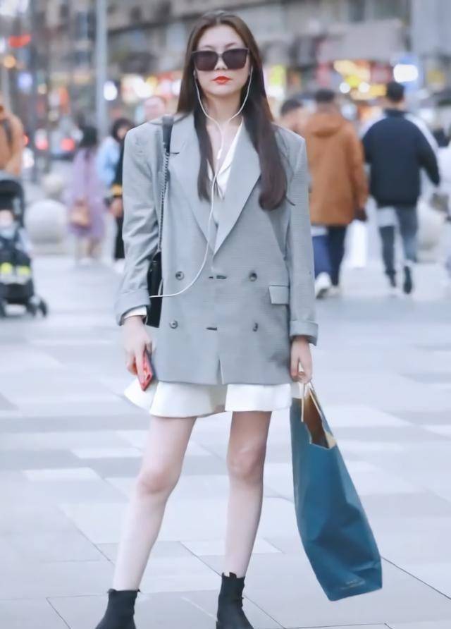 长沙御姐很悲悼