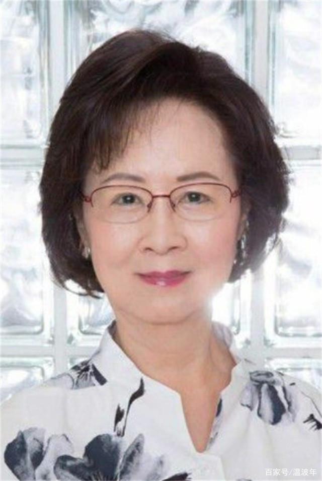 琼瑶向继子女道歉