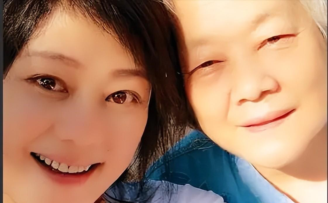 何静前夫