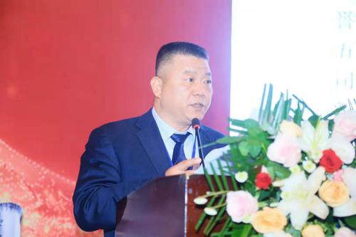谁能凤毛麟角邹逸