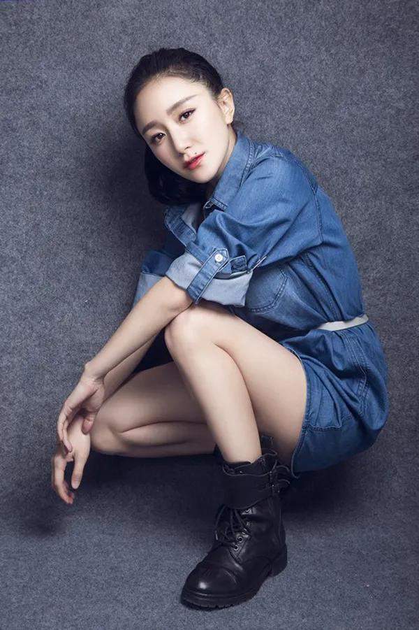李倩团体材料