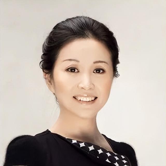 黄菡女儿照片
