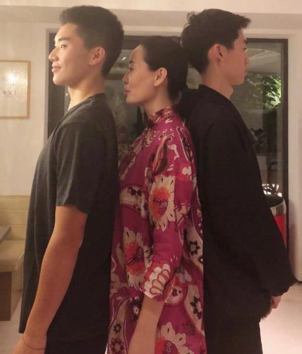 林子濠爸爸返来了