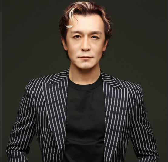 真假李咏