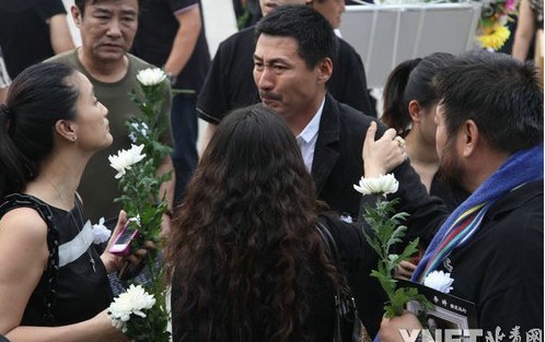 李婷追悼会
