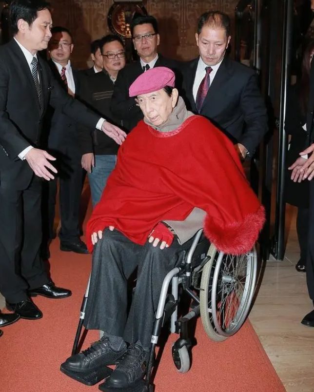 赌王最小儿子续命