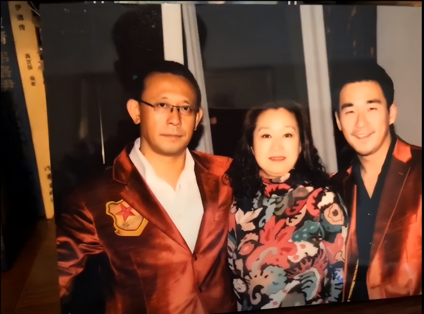 罗秀春年轻时照片