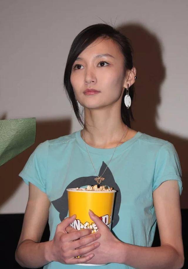 牛萌萌的团体材料