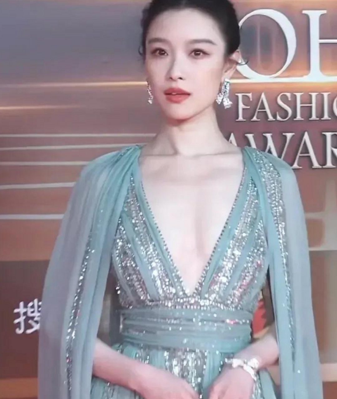包括倪妮庆生素颜出镜的词条 包括倪妮庆生素颜出镜的词条