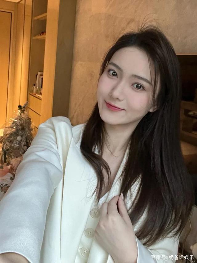 洪成成微博