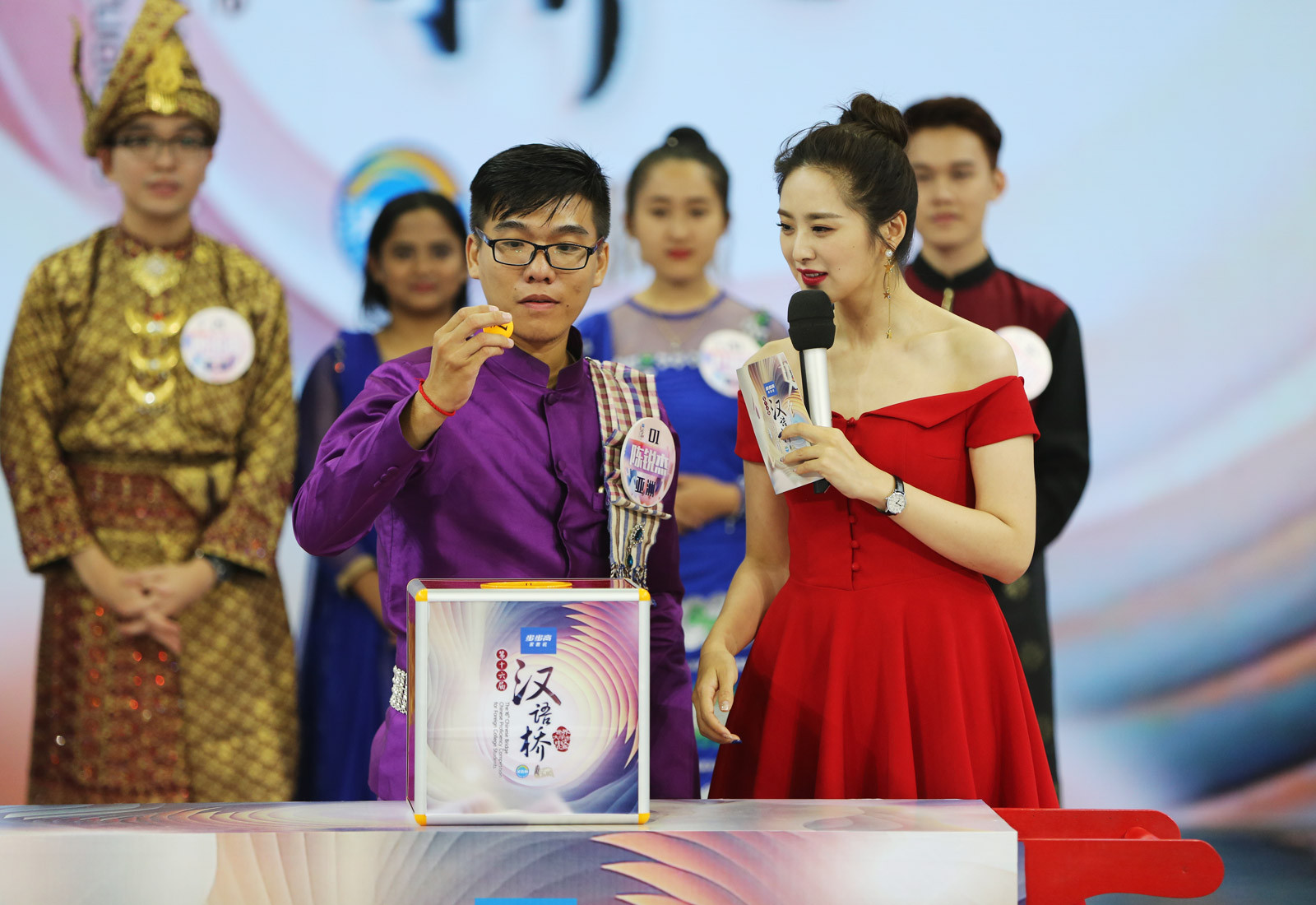 麦翔明