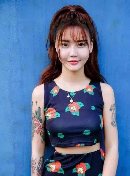 李耐阅微博