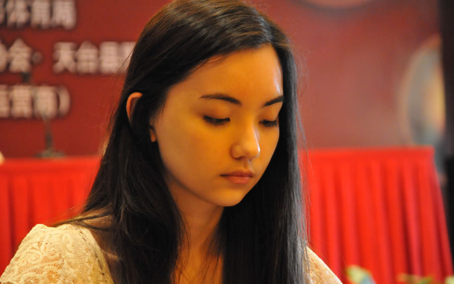 黑嘉嘉身高 黑嘉嘉身高