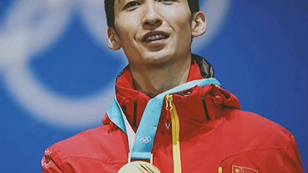 武大靖长着50岁的脚 武大靖长着50岁的脚